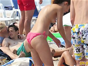 red-hot ample fun bags bra-less fledgling teens bikini Beach spycam
