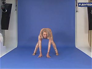 epic nude gymnastics by Vetrodueva